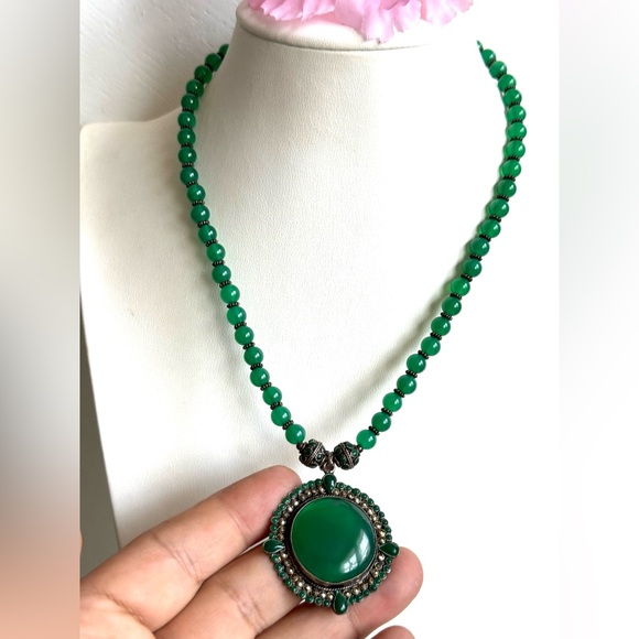 Antique and stunning apple green genuine jadeite handmade pendant necklace 18”in